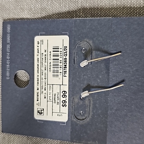 NWT Semi Precious, Nickel Free, Universal Thread Goods Co. Dangle Earrings - Picture 5 of 8